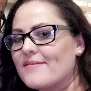 Meet your Posher, Isela